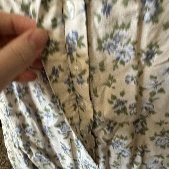 Gitano Light Blue Denim and Floral Button Up Shorts Romper with Pockets - Picture 6 of 11